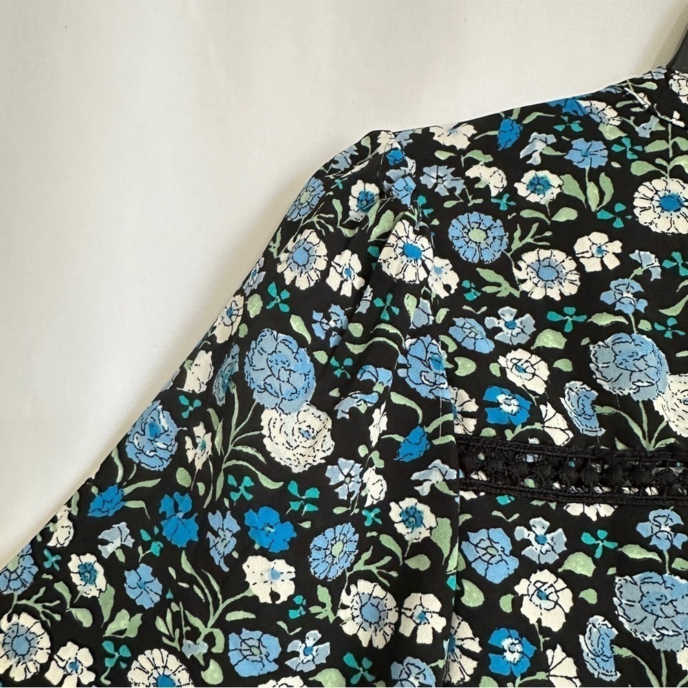 Ann Taylor Loft Women's Floral Print Blue White Black Peasant Style Blouse sz S - Picture 12 of 12